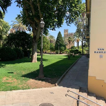Apartamento A Estrenar A Un Minuto Del Alcazar Cordoba Exterior photo