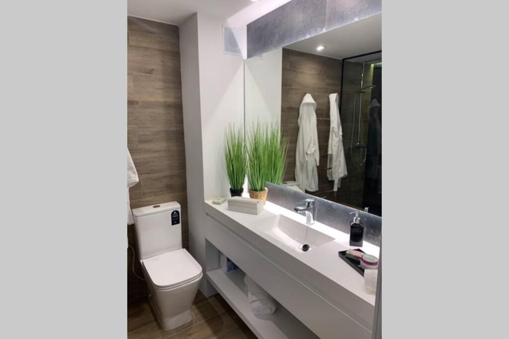 Apartamento A Estrenar A Un Minuto Del Alcazar Cordoba Exterior photo