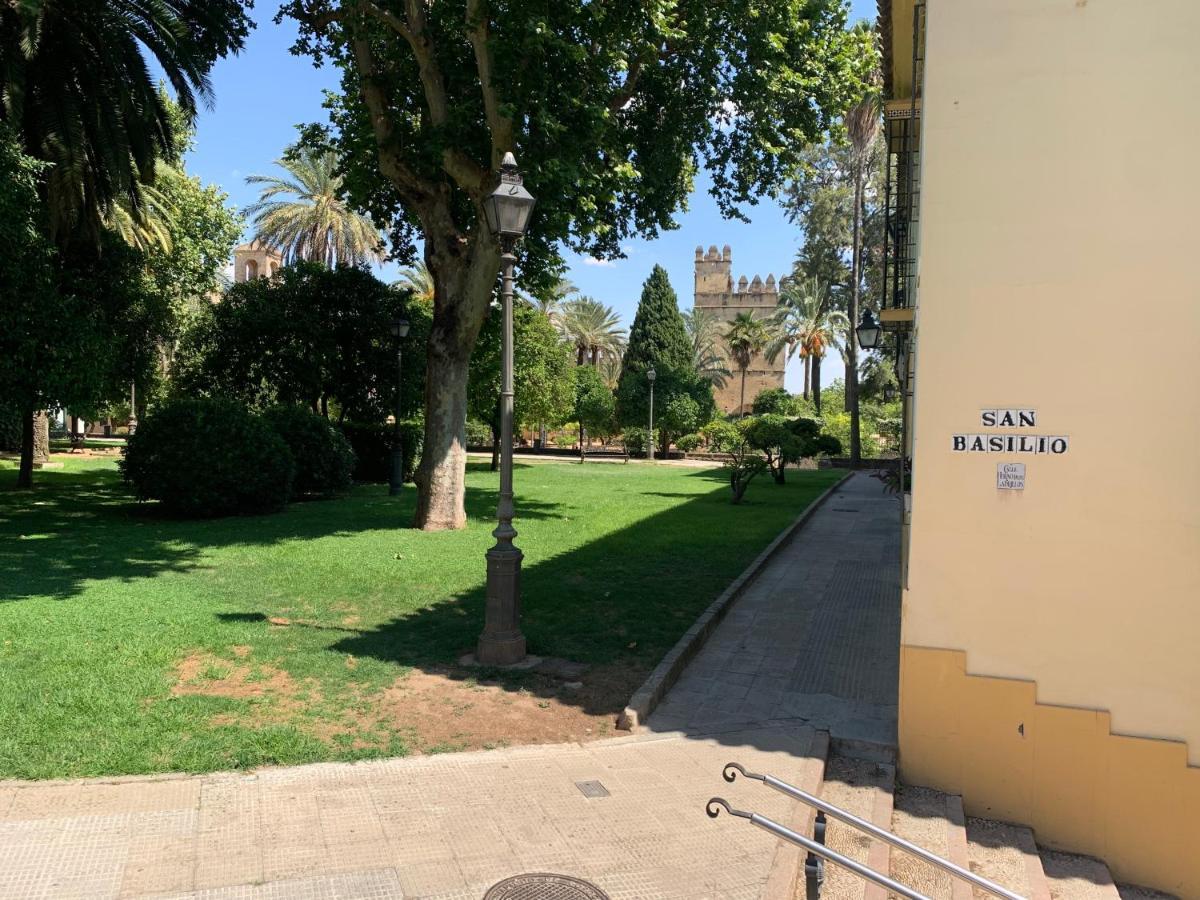 Apartamento A Estrenar A Un Minuto Del Alcazar Cordoba Exterior photo