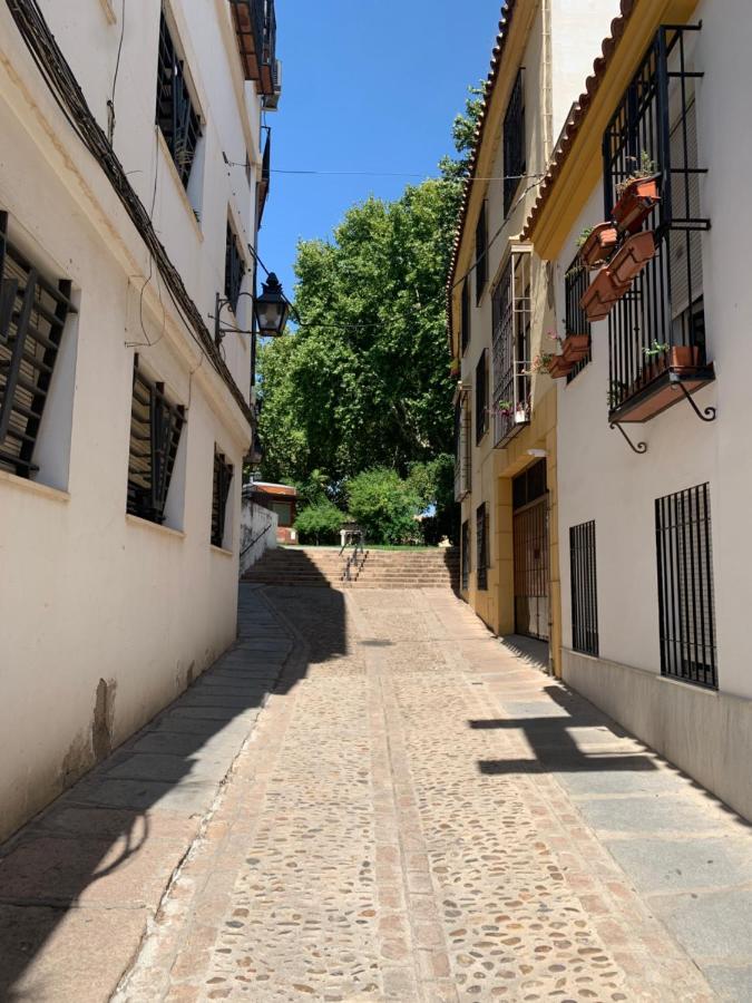 Apartamento A Estrenar A Un Minuto Del Alcazar Cordoba Exterior photo