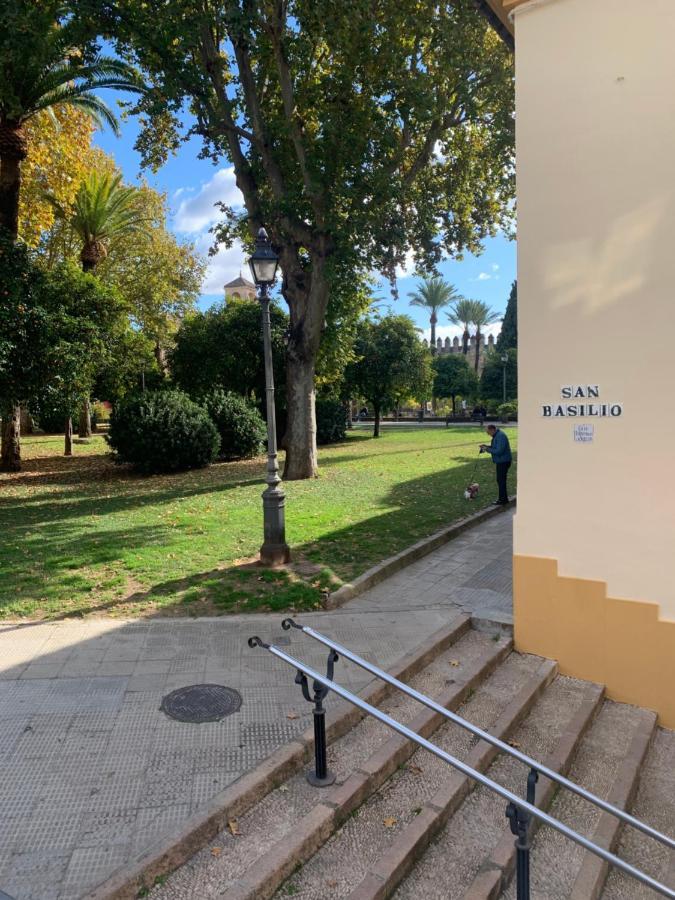 Apartamento A Estrenar A Un Minuto Del Alcazar Cordoba Exterior photo